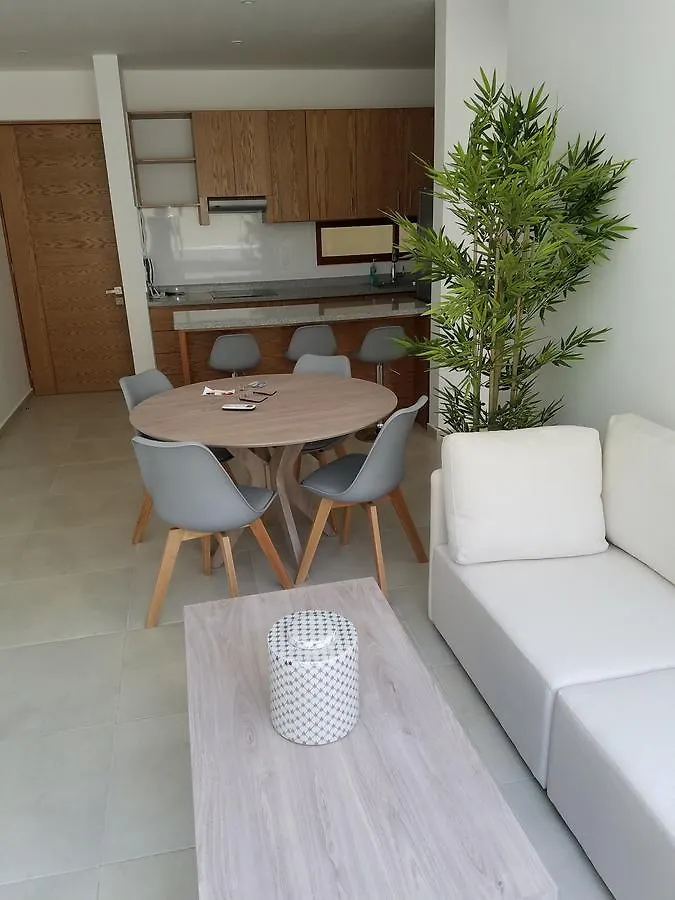 Maji Condos プレヤデルカーメン アパート